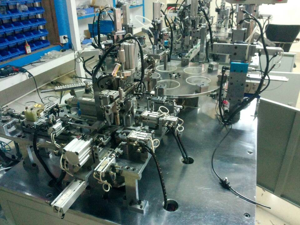 供應(yīng)非標(biāo)自動(dòng)化玩具車(chē)波箱自動(dòng)組裝機(jī) 機(jī)械電子設(shè)備領(lǐng)域的高效解決方案